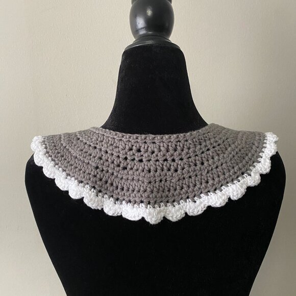 Handmade Crochet Grey White Poly Cotton Collar Neckwear Accessory - Picture 5 of 6